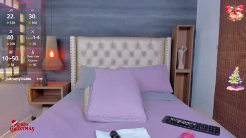 Snapshot of 01victoria chatting on 12.15.24 01victoria online show from 12.15.24