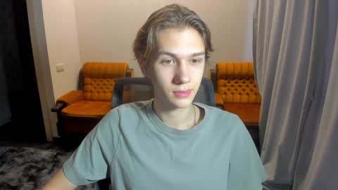 Snapshot of 0verlandd chatting on 01.16.25 Adam online show from 01.16.25