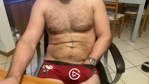 Snapshot of 100piedi1 chatting on 12.15.24 100piedi1 online show from 12.15.24