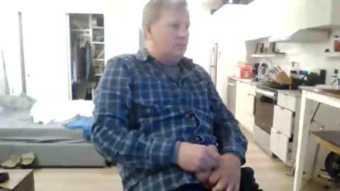 Snapshot of 1029mn chatting on 10.30.25 Takin Profits online show from 10.30.25