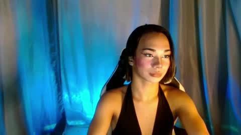 Snapshot of 18_nicole chatting on 03.07.25 barbie online show from 03.07.25