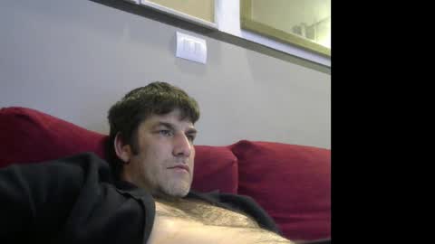 Snapshot of 1italianpassionate chatting on 01.05.25 1italianpassionate online show from 01.05.25