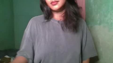 Snapshot of 1smile4u chatting on 11.01.25 1smile4u online show from 11.01.25