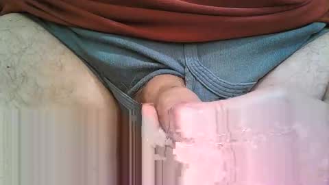 Snapshot of 2001uwuk chatting on 10.31.25 2001uwuk online show from 10.31.25