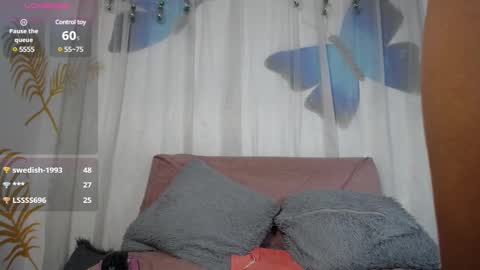 Snapshot of 22emma_ chatting on 12.27.24 EMMA online show from 12.27.24