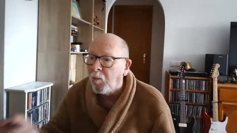 Snapshot of 7thsojourn chatting on 02.15.25 Papi online show from 02.15.25