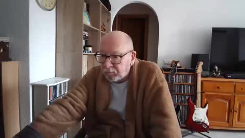 Snapshot of 7thsojourn chatting on 02.20.25 Papi online show from 02.20.25