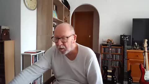 Snapshot of 7thsojourn chatting on 03.08.25 Papi online show from 03.08.25