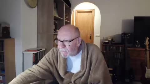 Snapshot of 7thsojourn chatting on 03.09.25 Papi online show from 03.09.25