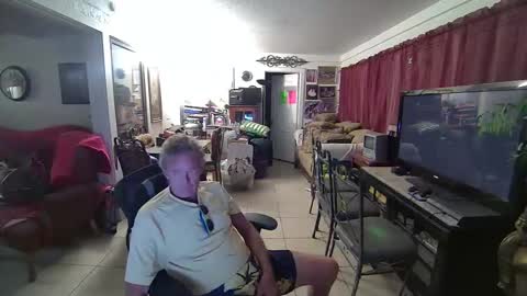 Snapshot of 86406stud chatting on 12.21.24 86406stud online show from 12.21.24