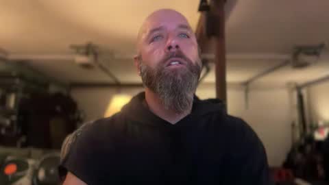 Snapshot of 8curveforyou chatting on 11.12.25 8curveforyou online show from 11.12.25