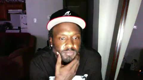 Snapshot of 8double1trouble6 chatting on 09.29.25 NoFaceNoCase online show from 09.29.25