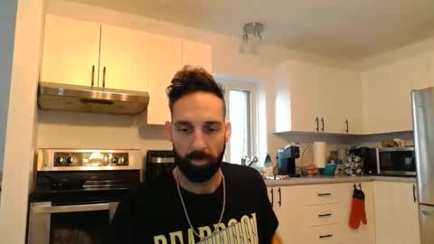 8james5 online show from 10.22.25