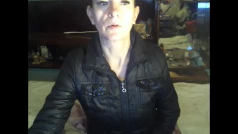 Snapshot of 8mistress8 chatting on 03.04.25 8MISTRESS8 online show from 03.04.25