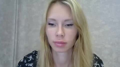 Snapshot of _alex1819 chatting on 09.18.25 _alex1819 online show from 09.18.25