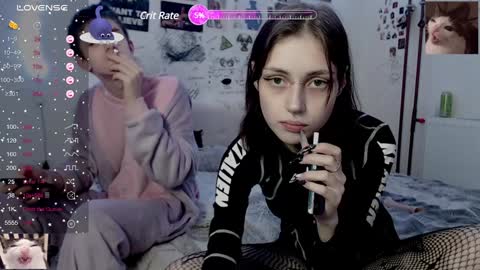 Snapshot of _alisa_in_wonderland chatting on 02.02.25 Charlotte and Alex online show from 02.02.25