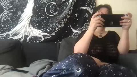 Snapshot of _bandit_b0y chatting on 02.18.25 bandit online show from 02.18.25