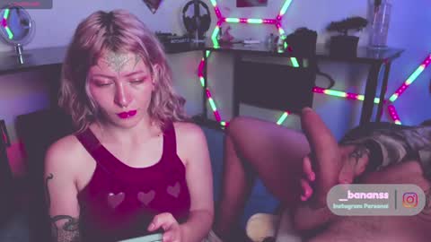 Snapshot of _baterchatur chatting on 12.24.24 Lunita  online show from 12.24.24