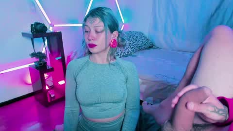 Snapshot of _baterchatur chatting on 01.23.25 Lunita  online show from 01.23.25