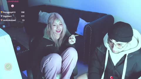 Snapshot of _baterchatur chatting on 02.01.25 Lunita  online show from 02.01.25