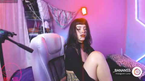 Snapshot of _baterchatur chatting on 10.24.25 Lunita  online show from 10.24.25