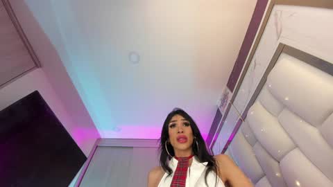 _bellaswwet_ online show from 01.06.25