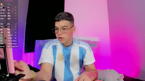 Snapshot of _blake_boy chatting on 10.15.25 _blake_boy online show from 10.15.25