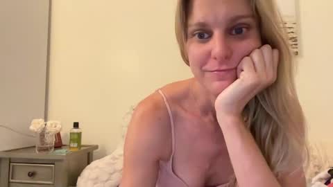 Snapshot of _chelsea___ chatting on 02.27.25 Chelsea xo online show from 02.27.25