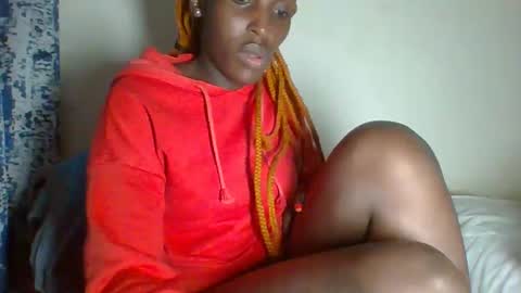 Snapshot of _clara01 chatting on 01.15.25 clara online show from 01.15.25