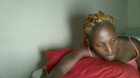 Snapshot of _clara01 chatting on 01.22.25 clara online show from 01.22.25