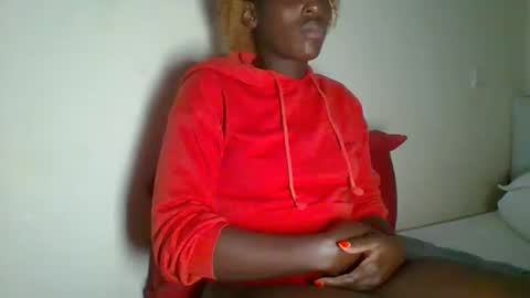 Snapshot of _clara01 chatting on 01.26.25 clara online show from 01.26.25