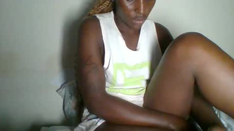 Snapshot of _clara01 chatting on 02.20.25 clara online show from 02.20.25