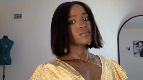 Snapshot of _elenalove_ chatting on 09.30.25 pvt is open online show from 09.30.25