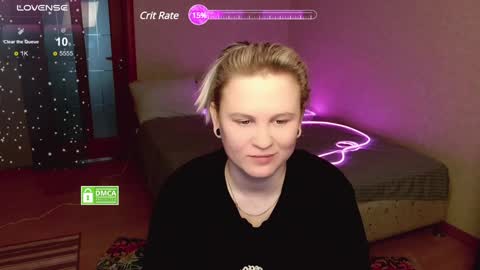 Snapshot of _elven_dreams__ chatting on 01.04.25 chloue and Gretta online show from 01.04.25