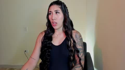 Snapshot of _isabella99_ chatting on 10.09.25 Isabella online show from 10.09.25