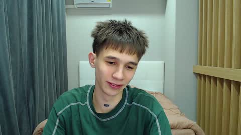 Snapshot of _kurt chatting on 01.11.25 Kurt online show from 01.11.25