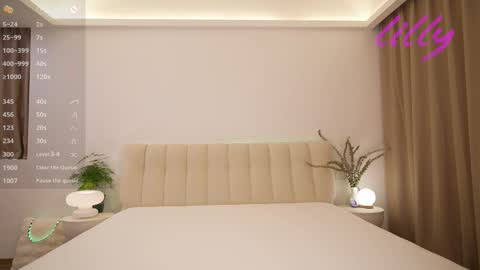 Snapshot of _lillilly_ chatting on 09.15.25 _lillilly_ online show from 09.15.25