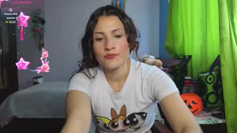 Lindasy online show from 10.15.25