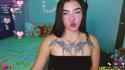 Snapshot of _luna_torres chatting on 03.04.25 luna torres online show from 03.04.25