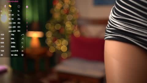 Snapshot of _maybelin_ chatting on 12.09.24 Lina online show from 12.09.24