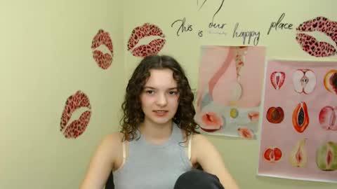 Snapshot of _megasta chatting on 12.12.24 Susie online show from 12.12.24