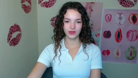 Snapshot of _megasta chatting on 09.18.25 Susie online show from 09.18.25