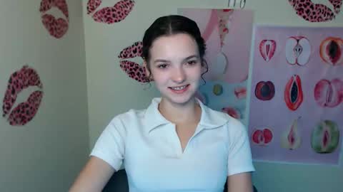Snapshot of _megasta chatting on 09.21.25 Susie online show from 09.21.25