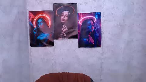 Snapshot of _miraterri_ chatting on 11.13.25 Mira online show from 11.13.25