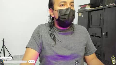 Snapshot of _mr_john chatting on 11.03.25   John    online show from 11.03.25