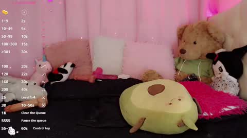 Snapshot of _natsuki chatting on 01.30.25 _natsuki online show from 01.30.25