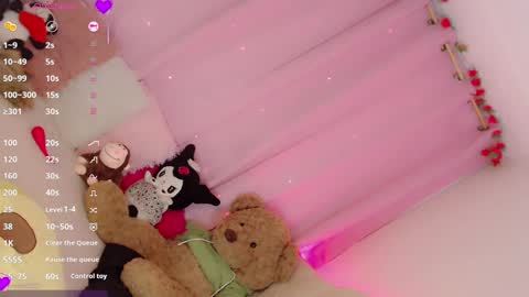 Snapshot of _natsuki chatting on 02.16.25 _natsuki online show from 02.16.25