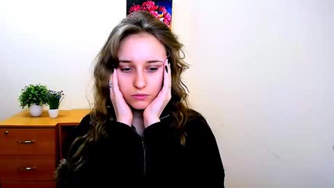 Snapshot of _nicole_new chatting on 02.06.25 Nica online show from 02.06.25