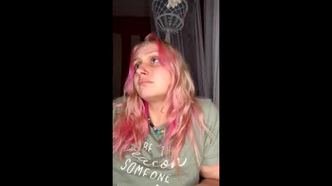 Snapshot of _peaceoutgirlscout_ chatting on 09.21.25 _peaceoutgirlscout_ online show from 09.21.25