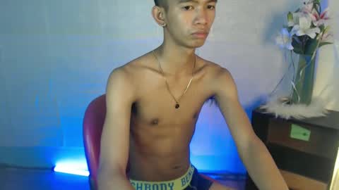 Snapshot of _rellvanxx chatting on 03.03.25 _rellvanxx online show from 03.03.25